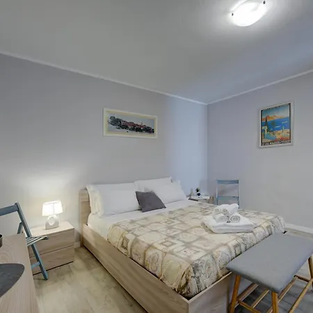 Apartment Il Vicolo Sul - Isola Madre Apt. - Happy