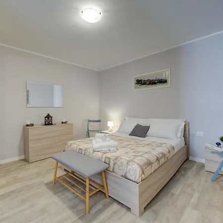 Il Vicolo Sul - Isola Madre Apt. - Happy Apartment Lesa
